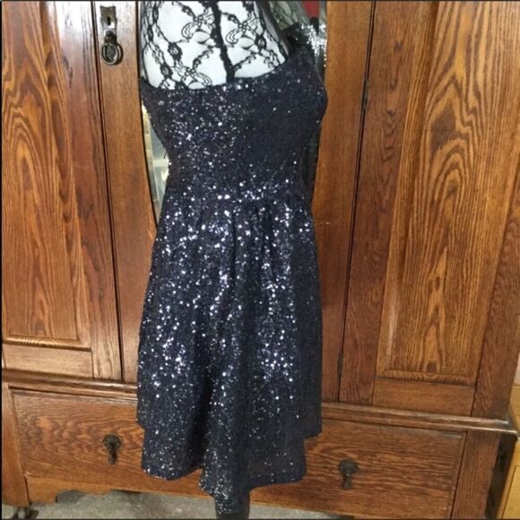 B Darlin Sequin Dress Navy Blue Strapless Fit & Flare Size 4 - Picture 6 of 8
